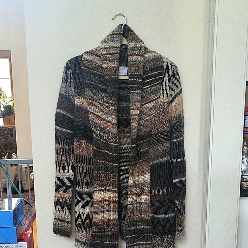 Beautiful warm sweater 3/4 coat